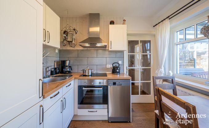 Charmante vakantiewoning in Bullange: voor 4 personen met hottub en sauna