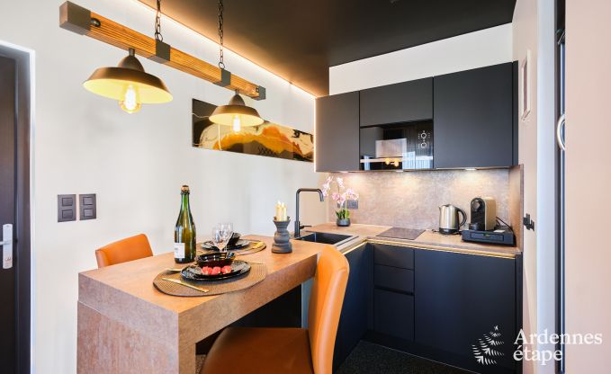 Unieke fermette voor 2 personen in B�llingen met priv�sauna, jacuzzi en buitendouche