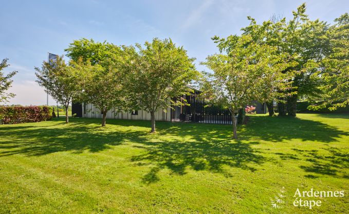 Unieke fermette voor 2 personen in B�llingen met priv�sauna, jacuzzi en buitendouche