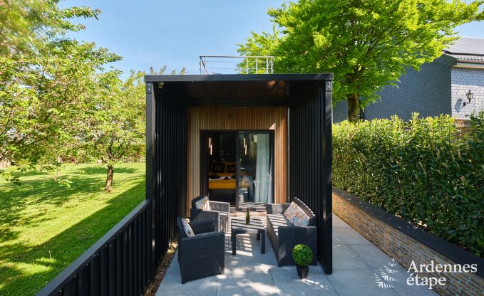 Unieke fermette voor 2 personen in B�llingen met priv�sauna, jacuzzi en buitendouche