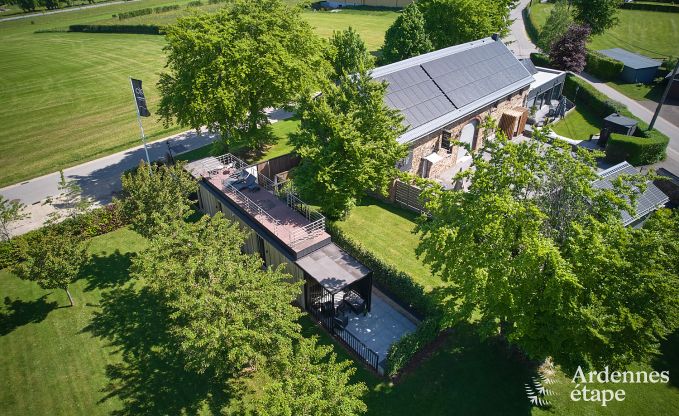 Unieke fermette voor 2 personen in B�llingen met priv�sauna, jacuzzi en buitendouche