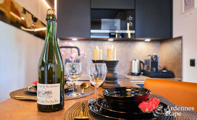 Unieke fermette voor 2 personen in B�llingen met priv�sauna, jacuzzi en buitendouche