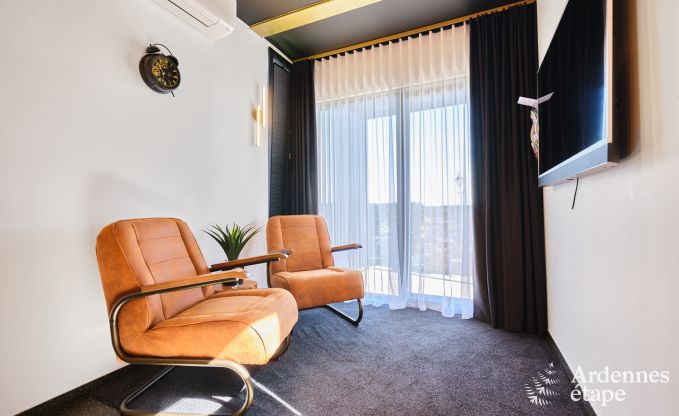 Unieke fermette voor 2 personen in B�llingen met priv�sauna, jacuzzi en buitendouche