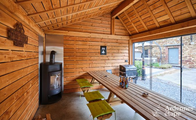 Ruime fermette in B�llingen voor 13 personen met binnenzwembad, sauna en jacuzzi