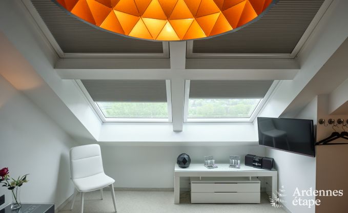 Ruime fermette in B�llingen voor 13 personen met binnenzwembad, sauna en jacuzzi