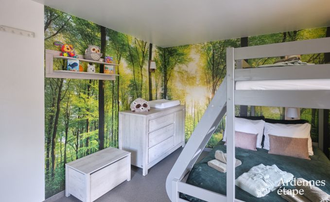 Ruime fermette in B�llingen voor 13 personen met binnenzwembad, sauna en jacuzzi