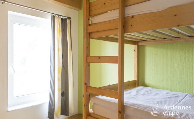 Modern appartement voor 6 personen in Butgenbach met 3 slaapkamers en gemeenschappelijke tuin