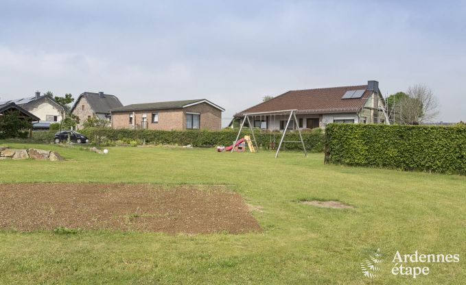 Ruim vakantieappartement voor 12 personen met 5 slaapkamers en gedeelde priv�tuin en wellness in Butgenbach