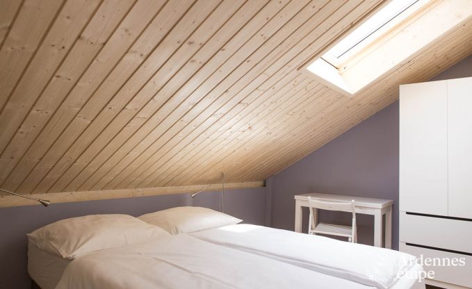 Ruim vakantieappartement voor 12 personen met 5 slaapkamers en gedeelde priv�tuin en wellness in Butgenbach