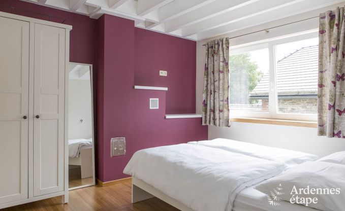 Ruim vakantieappartement voor 12 personen met 5 slaapkamers en gedeelde priv�tuin en wellness in Butgenbach