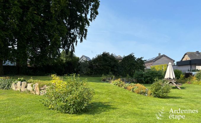 Ruim vakantieappartement voor 12 personen met 5 slaapkamers en gedeelde priv�tuin en wellness in Butgenbach