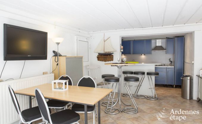Ruim vakantieappartement voor 12 personen met 5 slaapkamers en gedeelde priv�tuin en wellness in Butgenbach