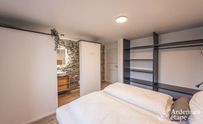 Uitzonderlijk verblijf in luxueuze villa in Butgenbach: 18 personen, binnenzwembad, sauna, in het hart van de Ardennen