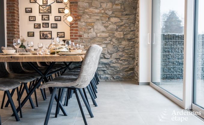 Uitzonderlijk verblijf in luxueuze villa in Butgenbach: 18 personen, binnenzwembad, sauna, in het hart van de Ardennen