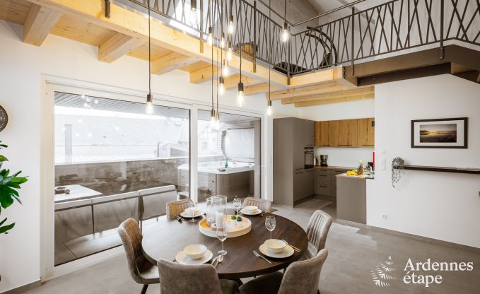 Uitzonderlijk verblijf in luxueuze villa in Butgenbach: 18 personen, binnenzwembad, sauna, in het hart van de Ardennen