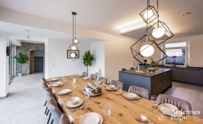 Uitzonderlijk verblijf in luxueuze villa in Butgenbach: 18 personen, binnenzwembad, sauna, in het hart van de Ardennen