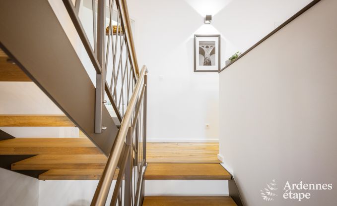 Uitzonderlijk verblijf in luxueuze villa in Butgenbach: 18 personen, binnenzwembad, sauna, in het hart van de Ardennen