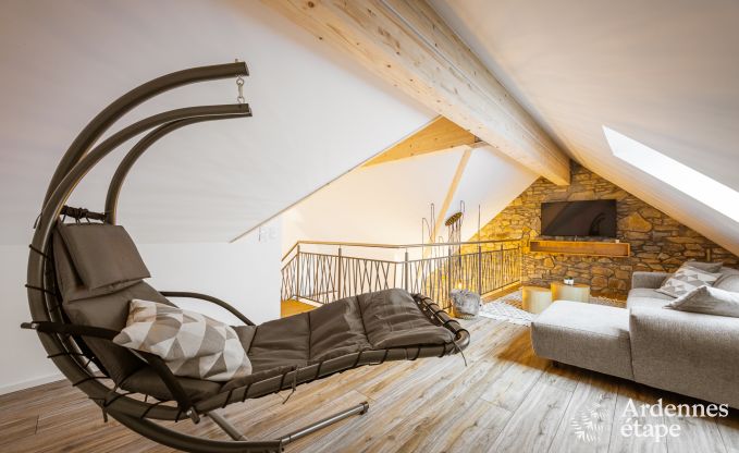 Uitzonderlijk verblijf in luxueuze villa in Butgenbach: 18 personen, binnenzwembad, sauna, in het hart van de Ardennen