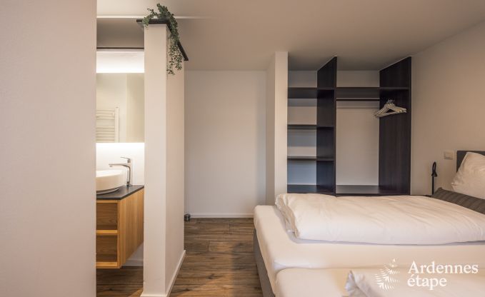 Uitzonderlijk verblijf in luxueuze villa in Butgenbach: 18 personen, binnenzwembad, sauna, in het hart van de Ardennen