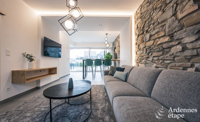 Uitzonderlijk verblijf in luxueuze villa in Butgenbach: 18 personen, binnenzwembad, sauna, in het hart van de Ardennen