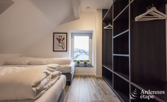 Uitzonderlijk verblijf in luxueuze villa in Butgenbach: 18 personen, binnenzwembad, sauna, in het hart van de Ardennen