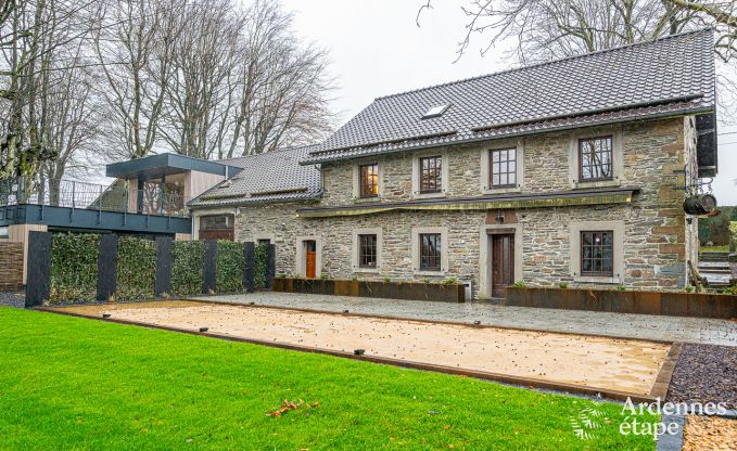 Uitzonderlijke vakantievilla in Btgenbach voor 10 personen met zwembad