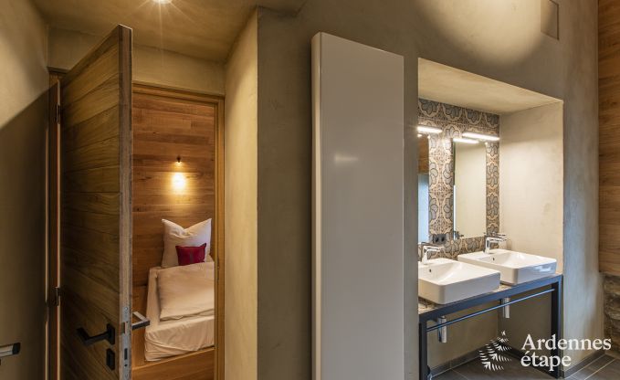 Uitzonderlijke vakantievilla voor 16 personen met binnenzwembad in de Hoge Venen