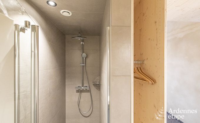 Uitzonderlijke vakantievilla voor 16 personen met binnenzwembad in de Hoge Venen