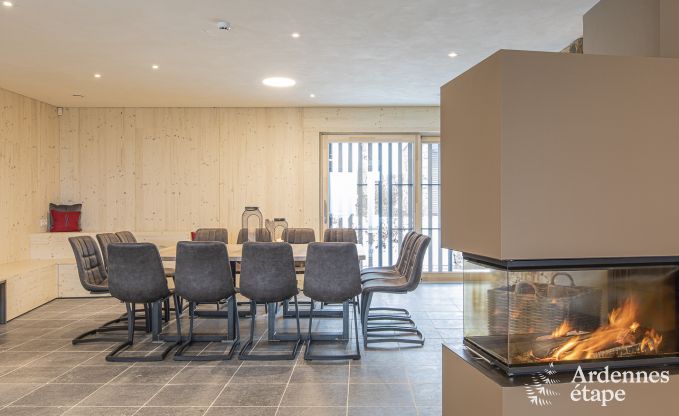 Uitzonderlijke vakantievilla voor 16 personen met binnenzwembad in de Hoge Venen