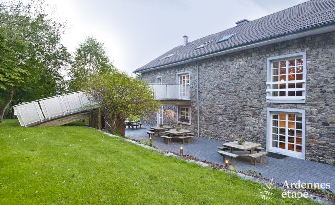 Luxe villa in B�tgenbach voor 26 personen in de Ardennen