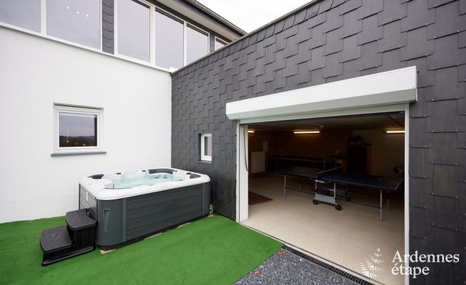 Fiets- en hondvriendelijk vakantiehuis voor 14/16 in Butgenbach, Hoge Venen