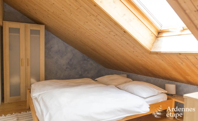 Modern appartement voor 6 personen in Butgenbach met 3 slaapkamers en gemeenschappelijke tuin