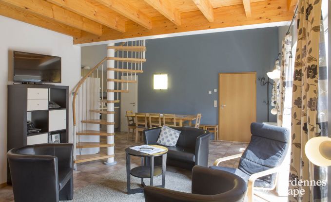 Modern appartement voor 6 personen in Butgenbach met 3 slaapkamers en gemeenschappelijke tuin