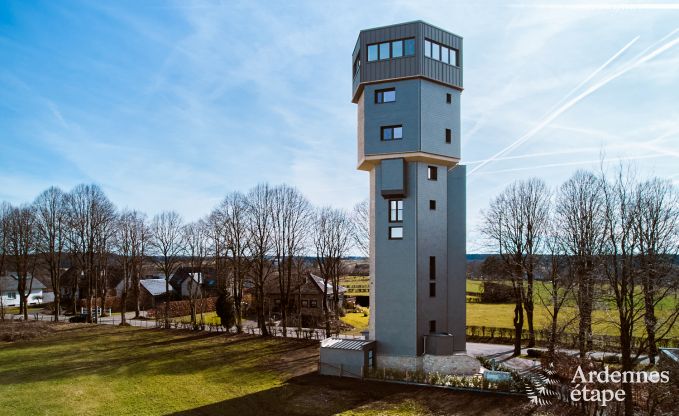 Luxe vakantiehuis in Butgenbach: watertoren met sauna, bubbelbad en panoramisch uitzicht voor 6 personen