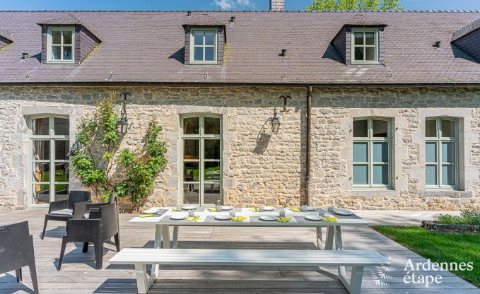 Vakantiehuis in Cerfontaine voor 12/14 personen in de Ardennen