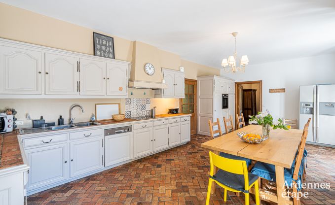 Vakantiehuis in Cerfontaine voor 12/14 personen in de Ardennen