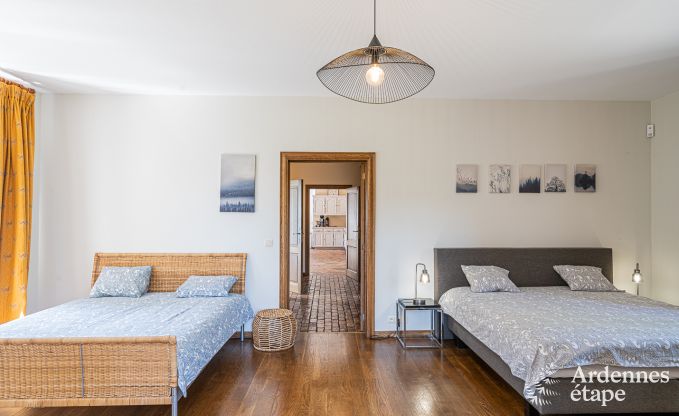 Vakantiehuis in Cerfontaine voor 12/14 personen in de Ardennen