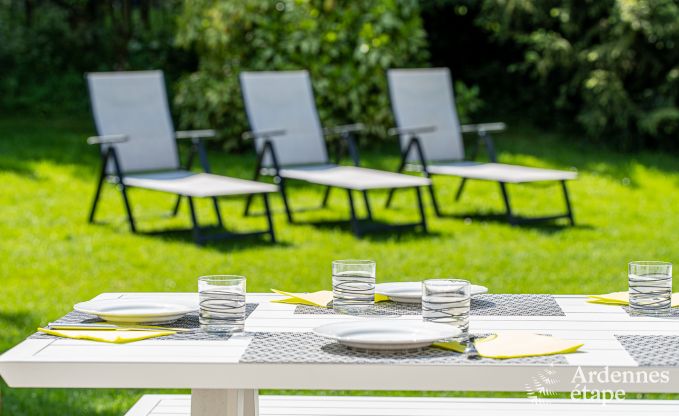 Vakantiehuis in Cerfontaine voor 12/14 personen in de Ardennen