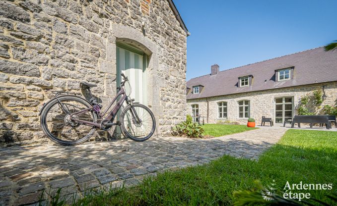 Vakantiehuis in Cerfontaine voor 12/14 personen in de Ardennen