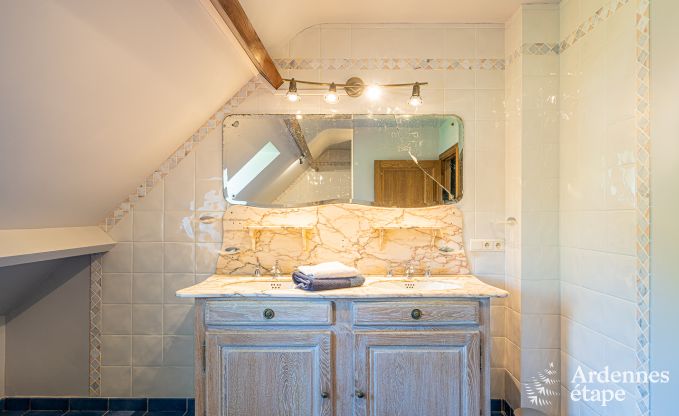 Vakantiehuis in Cerfontaine voor 12/14 personen in de Ardennen