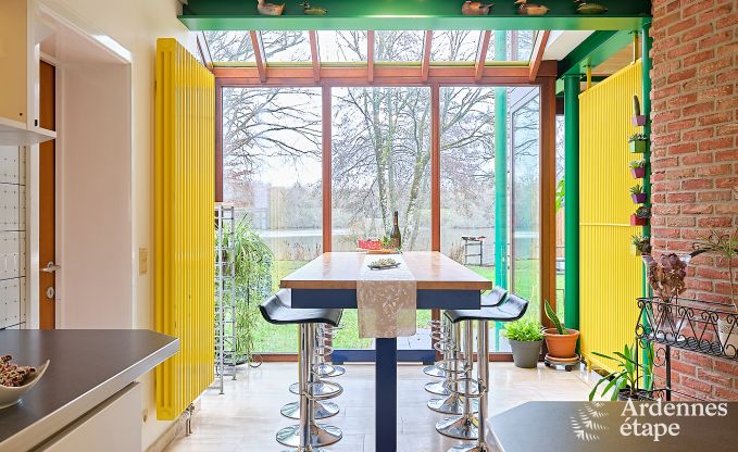 Ruime vakantiewoning in Charleville voor 15 personen met 7 slaapkamers, sauna, houtkachel en priv�terras aan het water