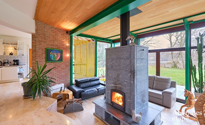 Ruime vakantiewoning in Charleville voor 15 personen met 7 slaapkamers, sauna, houtkachel en priv�terras aan het water