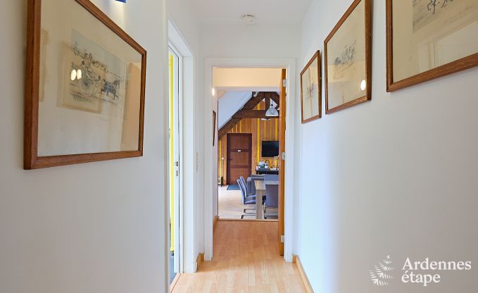 Ruime vakantiewoning in Charleville voor 15 personen met 7 slaapkamers, sauna, houtkachel en priv�terras aan het water