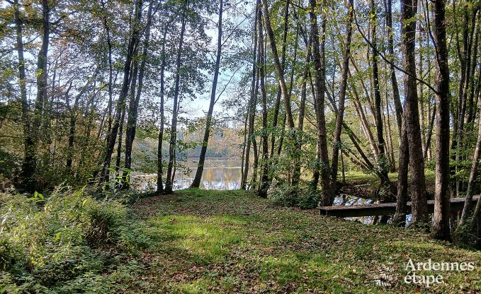 Ruime vakantiewoning in Charleville voor 15 personen met 7 slaapkamers, sauna, houtkachel en priv�terras aan het water