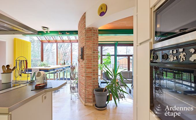 Ruime vakantiewoning in Charleville voor 15 personen met 7 slaapkamers, sauna, houtkachel en priv�terras aan het water