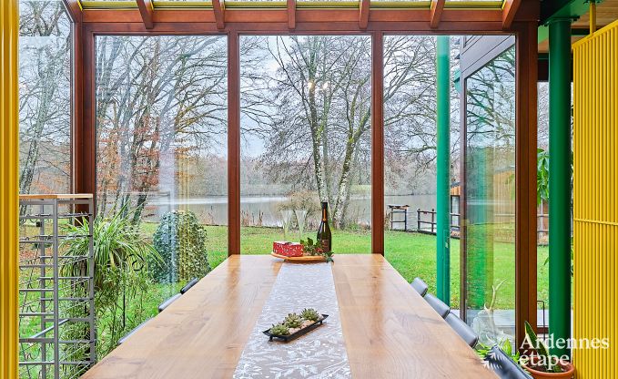 Ruime vakantiewoning in Charleville voor 15 personen met 7 slaapkamers, sauna, houtkachel en priv�terras aan het water