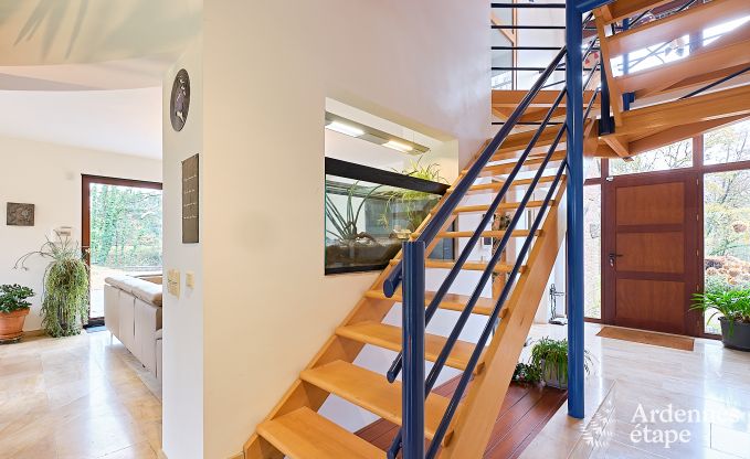 Ruime vakantiewoning in Charleville voor 15 personen met 7 slaapkamers, sauna, houtkachel en priv�terras aan het water