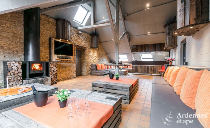Vakantiehuis in Chassepierre voor 50 personen in de Ardennen