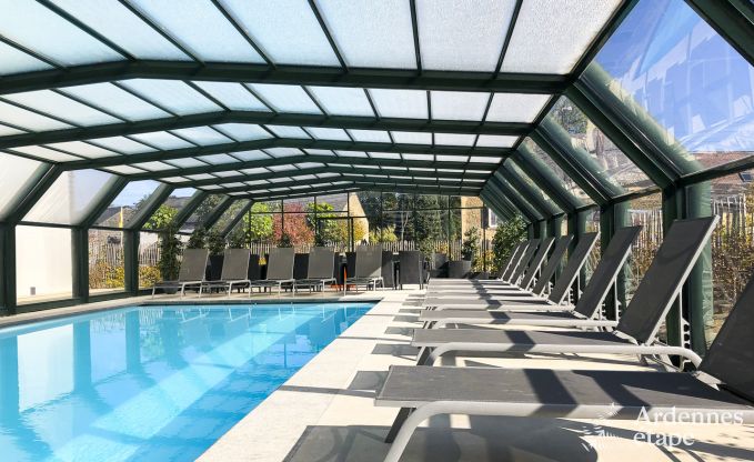 Vakantiehuis in Chassepierre voor 50 personen in de Ardennen