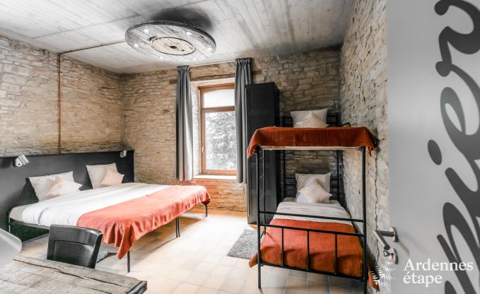 Vakantiehuis in Chassepierre voor 50 personen in de Ardennen